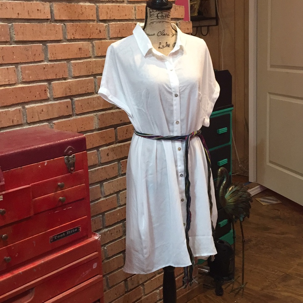 short sleeve white dress Residents On